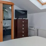 De Pinus חוואר