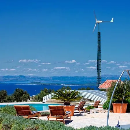 Villa De Pinus Hvar Town