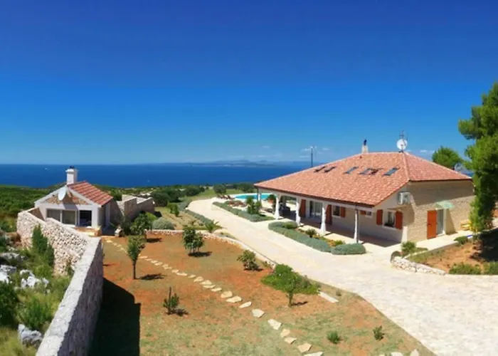 Villa De Pinus
